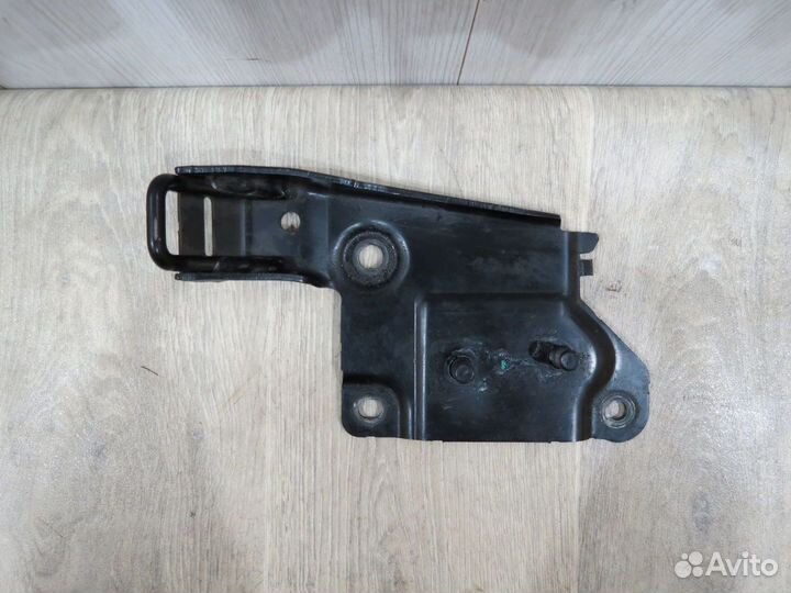 Замок ремня безопасности Porsche Cayenne 957