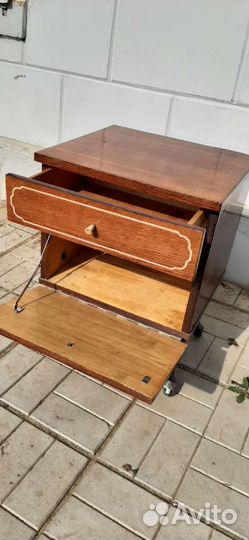 Тумба СССР дерево