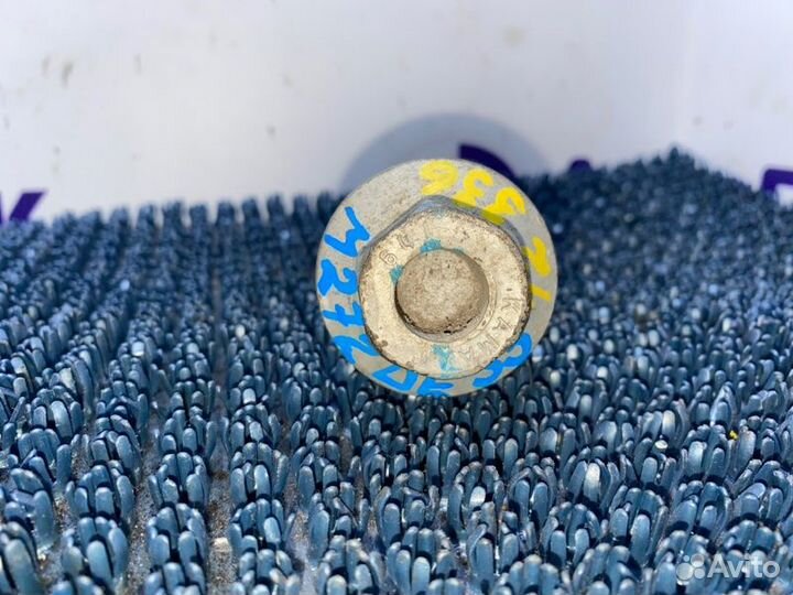 Болт шкива коленвала Mercedes-Benz ML 350 4matic