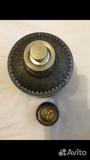 Старинный флакон