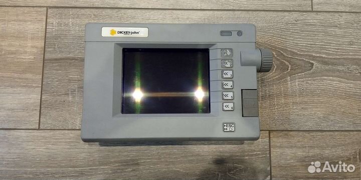 Dickey-john дисплей