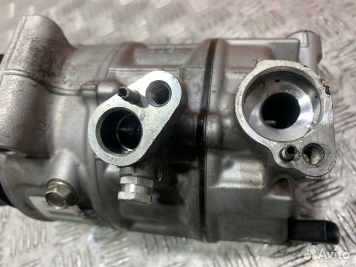 Компрессор кондиционера Volkswagen Jetta 6 162