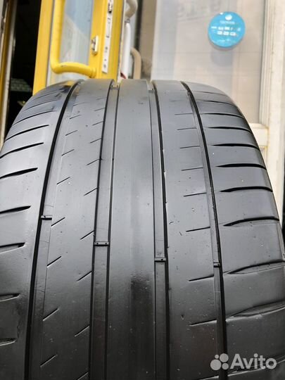 Michelin Pilot Sport 4 285/40 R19 107Y