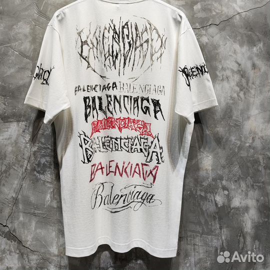 Футболка Balenciaga белого цвета
