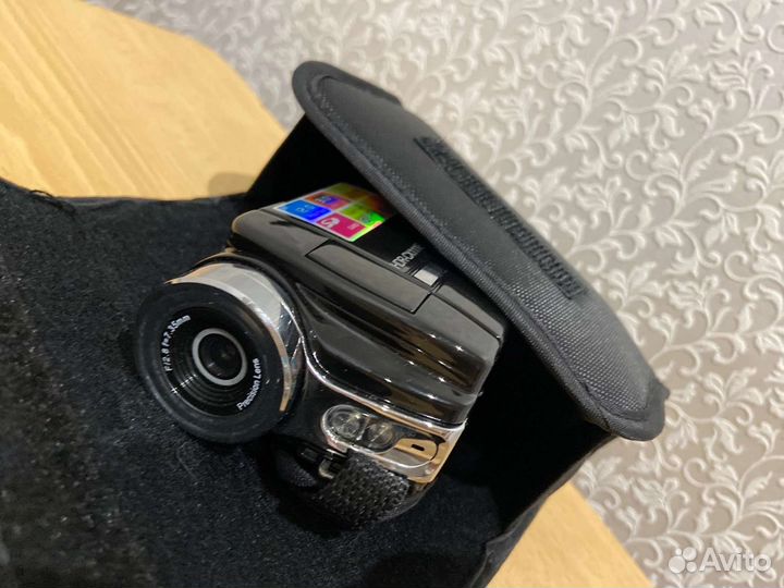 Продам камеру soni