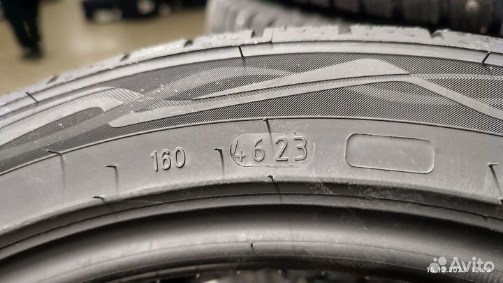 Ikon Tyres Autograph Ultra 2 225/40 R18 92Y