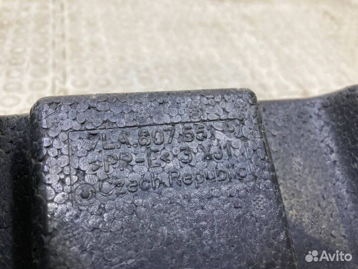 Абсорбер бампера передний Volkswagen Caravelle T6