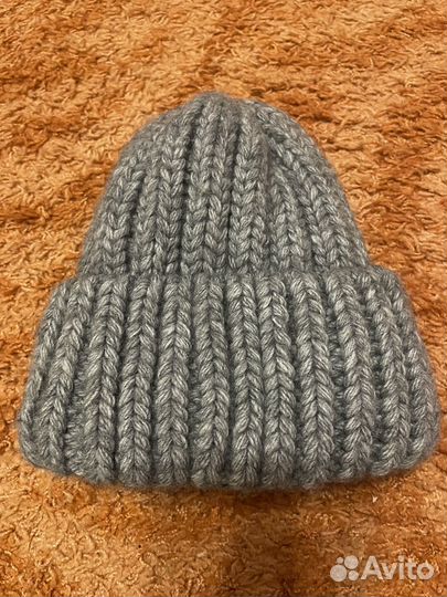 Шапка вязанная теплая