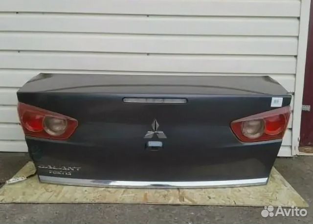 Крышка багажника Mitsubishi Lancer 10