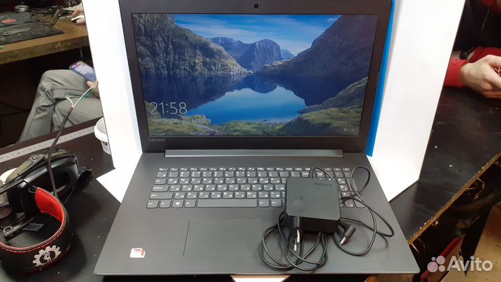 Ноутбук lenovo