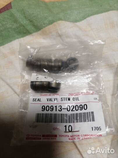 Маслосьемные колпачки Toyota и vag