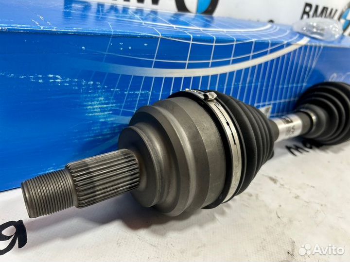 Привод передний левый Bmw X5 E53 рест M57D30 2005