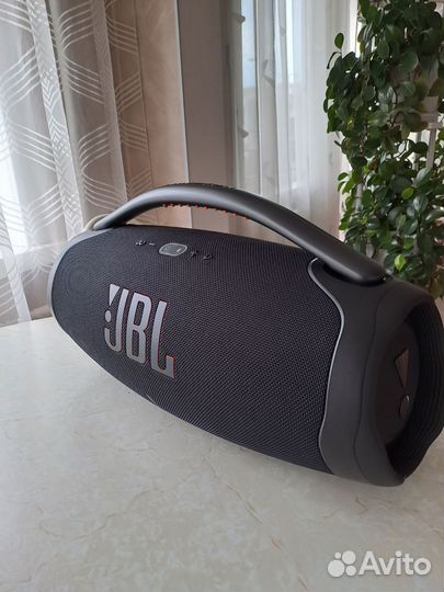 Колонка jbl boombox 3