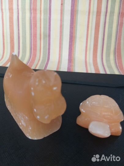 Фигурки животных натуральный камень селенит