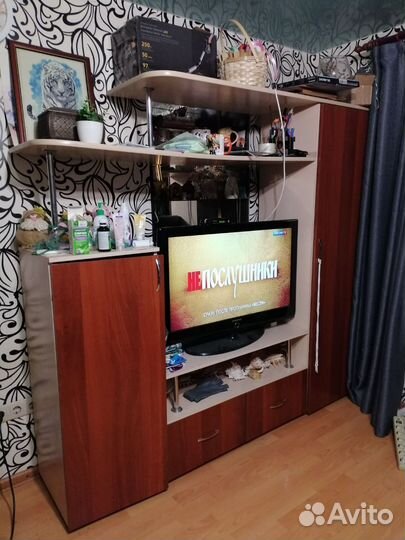 Тумба под телевизор