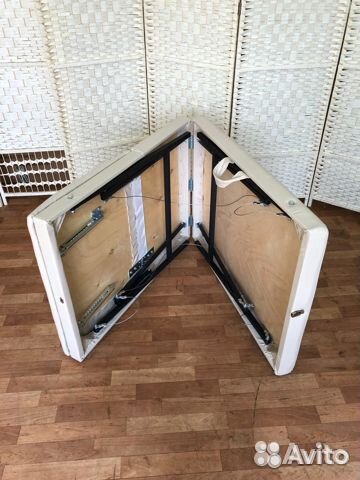 Массажный стол, кушетка с 3-ей секцией