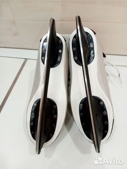 Фигурные коньки Graf 32,33,37,39,40,41, 42