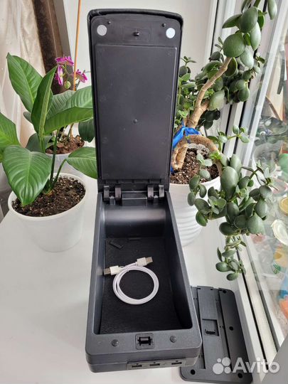 Подлокотник в Ford fiesta