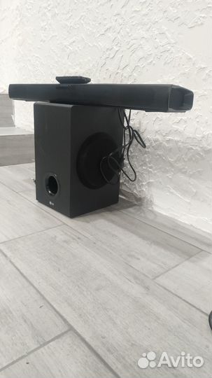 Саундбар LG bluetooth и беспроводной сабвуфер