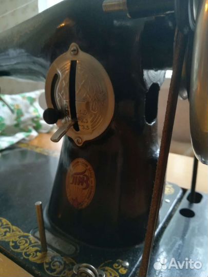 Швейная машинка