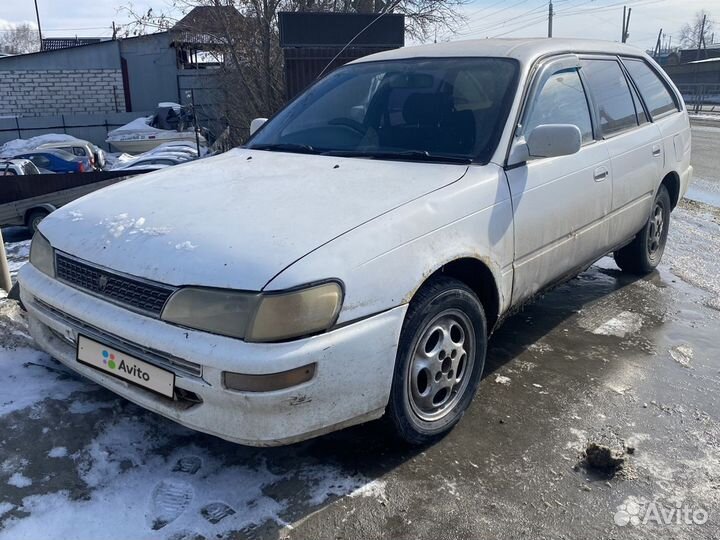 Toyota Corolla 1.3 AT, 1999, 212 000 км