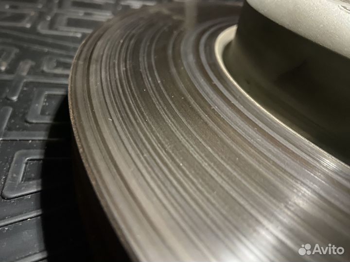 Тормозные диски колодки BMW G30 G20 G05 G11 G01