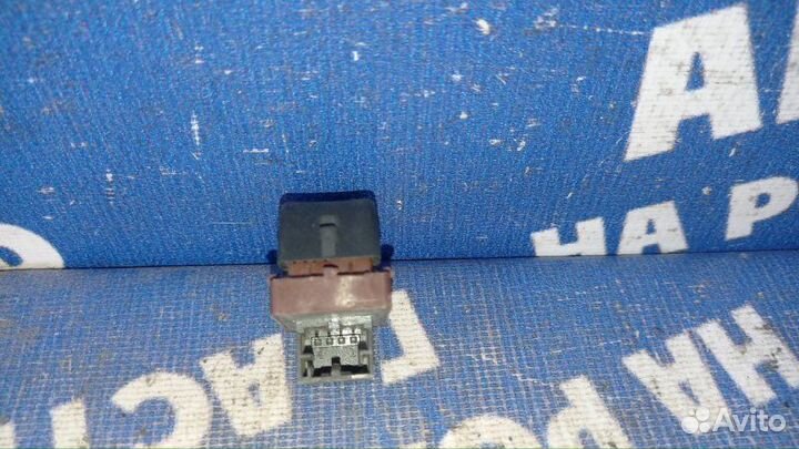 Кнопка открывания багажника Audi A7 лифтбэк CGW