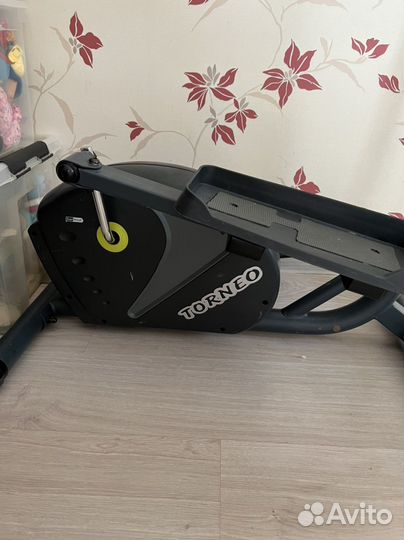 Эллиптический тренажер torneo