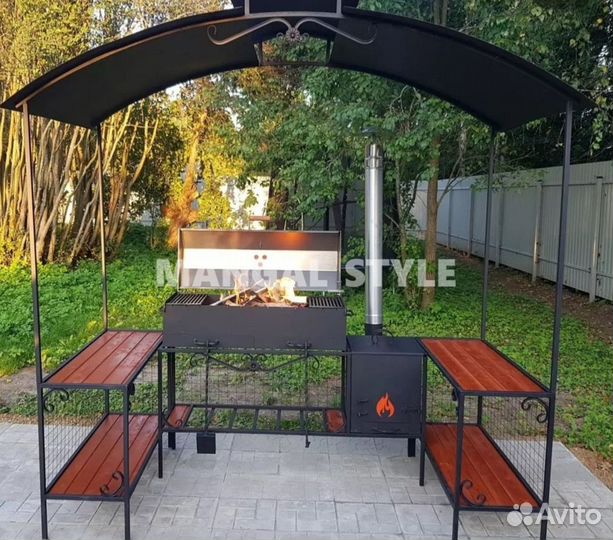 Мангал с крышей
