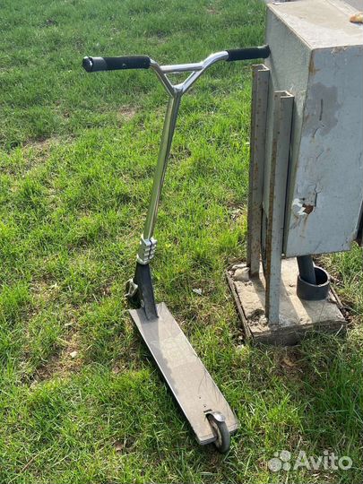 Трюковой самокат