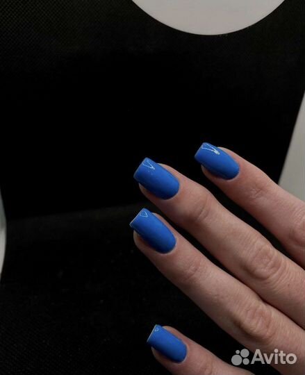 Маникюр с покрытием гель-лаком