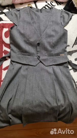 Школьные блузки для девочки 140-146 пакетом