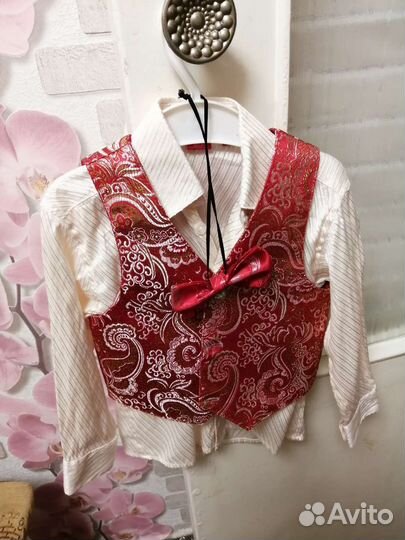 Жилетка для мальчика 110 116