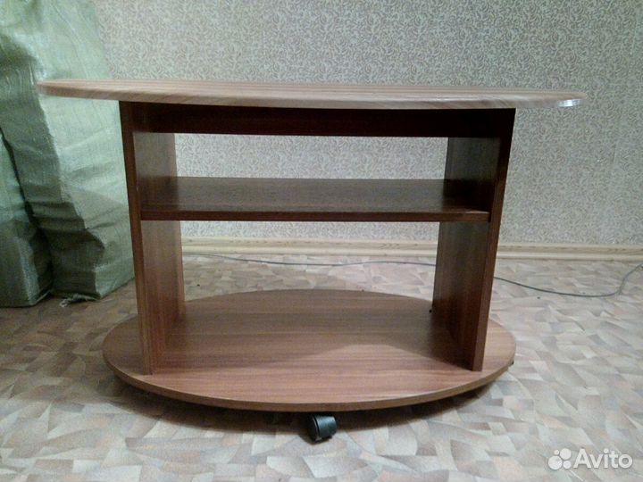 Журнальный столик ф-ка Углич, качество