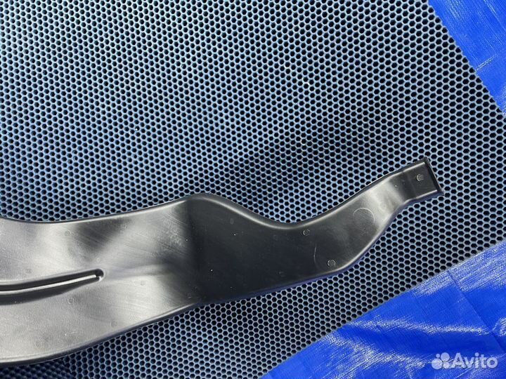 Воздуховод отопителя для VW Touareg NF/FL 10-18