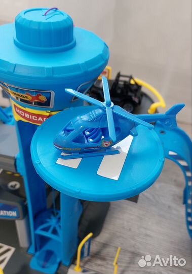 Парковка для машинок с лифтом