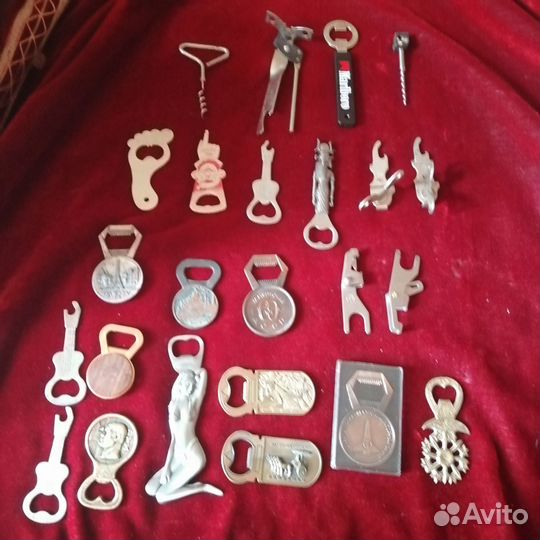 Коллекция открывалок 21 шт и 2 штопора