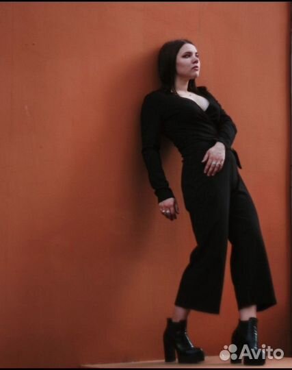 Шикарный классический комбез