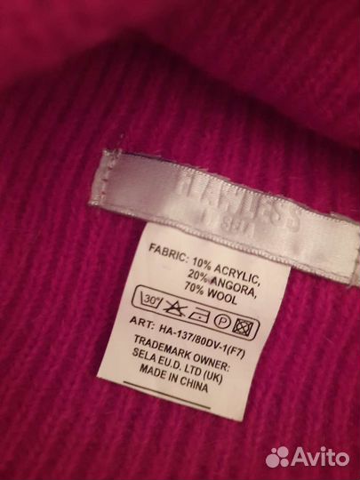 Женская шапка, перчатки, шарф