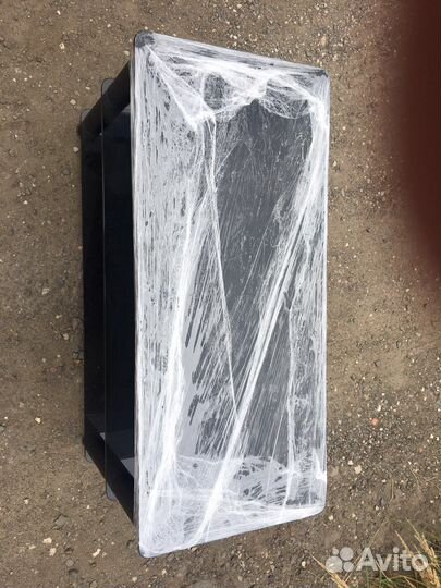 Стеклянная тумба под тв