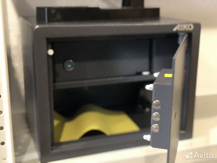 Сейф офисный, домашний, маленький, пистолетный