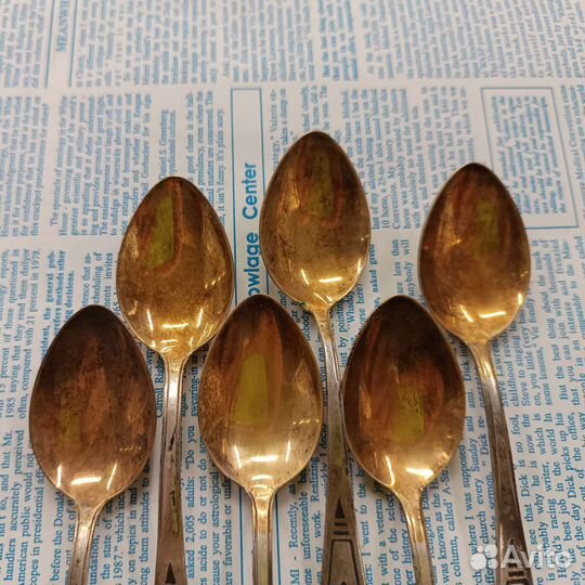 Серебряные чайные ложки