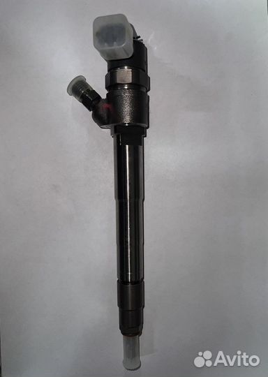 Форсунка топливная Bosch 0445110376