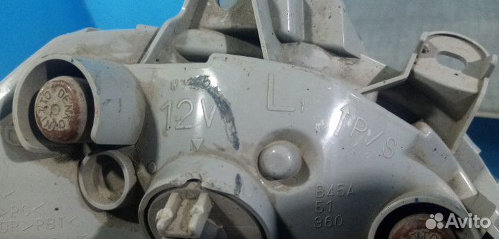 Левая противотуманная фара Mazda Axela 3 (BM)