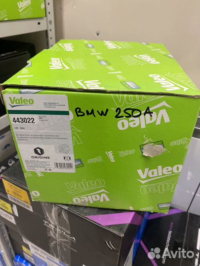 Генератор 443022 Valeo