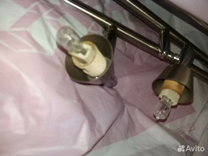 Люстра- кронштейн с подвижными плафонами