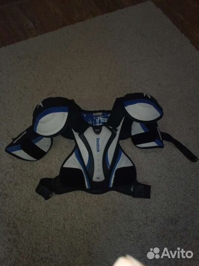 Хоккейная форма профессиональная; полупрофесси-ая