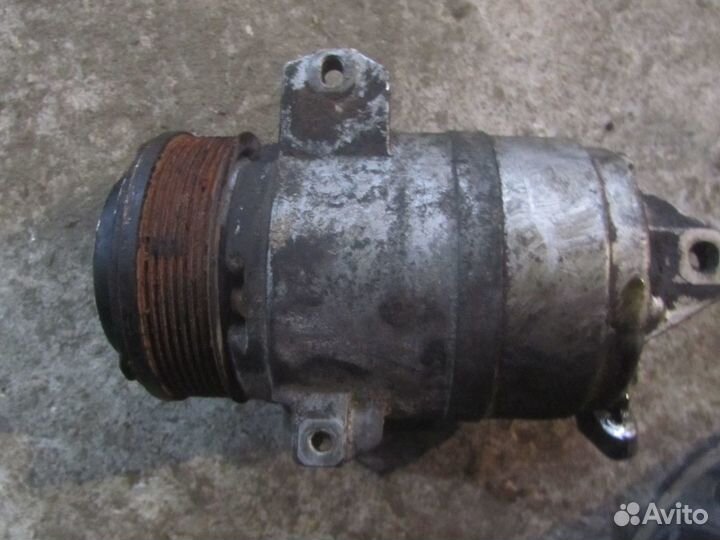 Компрессор кондиционера Renault Koleos