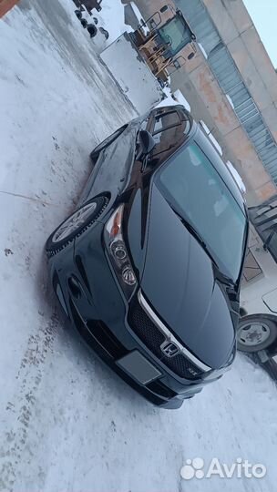 Honda Stream 1.8 AT, 2006, 261 000 км