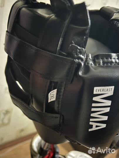 Боксерский шлем everlast